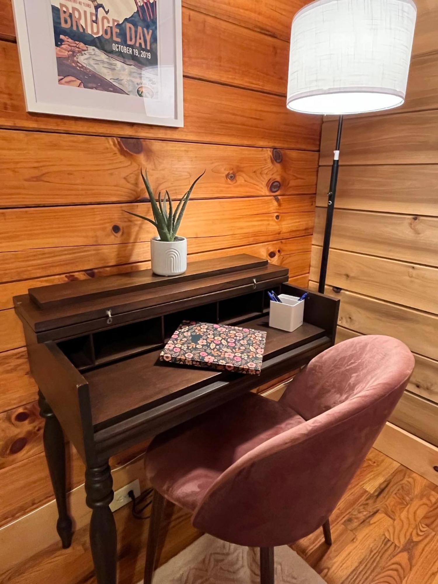 Beautiful Cabin On 83 Acres Near New River Gorge National Park Hico Esterno foto
